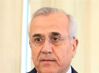 الرئيس سليمان: تكتفي قوى الممانعة بإطلاق تهم الخيانة والعمالة وبالتبشير بتكديس الصواريخ