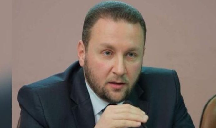 بكلمات مؤثرة.. سالم فتحي يكن ينعى شهداء الجزيرة ويهاجم الصمت العربي على جرائم الاحتلال