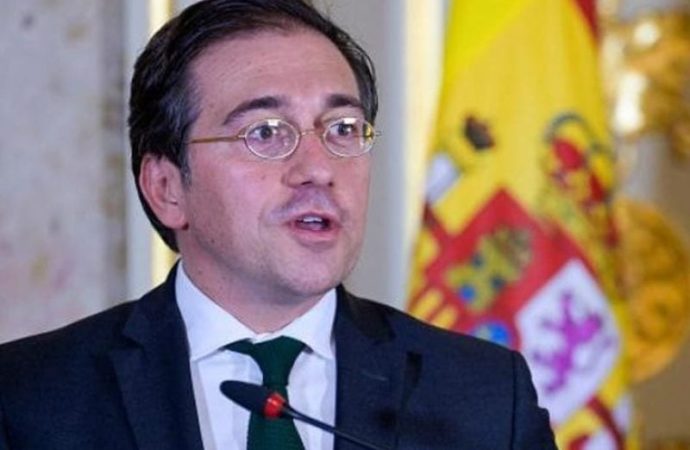 إسبانيا تدعو لمعاقبة كل من يعرقل حل الدولتين ودعم غزة مالياً