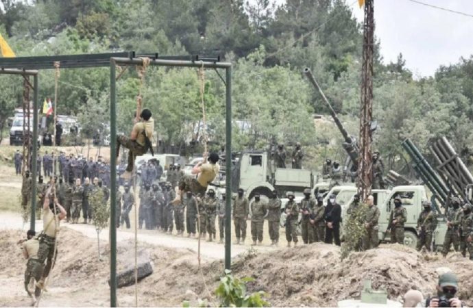 من “الإعلام الحربي” إلى الحرب بالشطافات