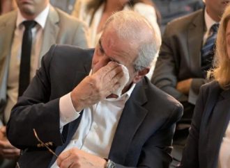 سلام يمسح دموعه: العدالة ستتحقّق… ولو تأخّرت