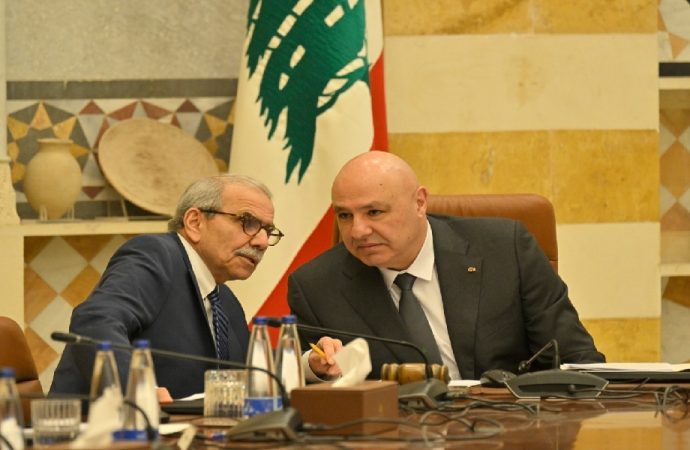 قرار حصرية السلاح يسحب فتيل التصعيد الدولي