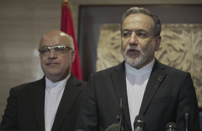 إيران تتمسّك بـ”الحزب”… للتفاوض مع واشنطن!