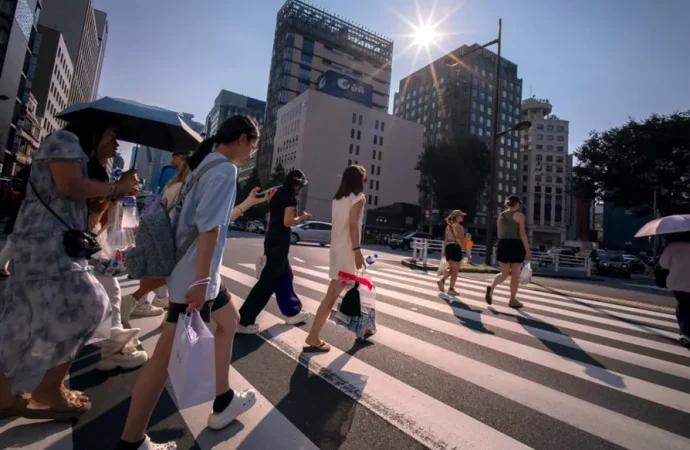 اليابان تسجّل حرارة قياسية بلغت 41,6 درجة مئوية