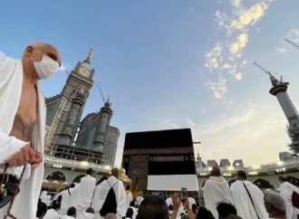 للمعتمرين من خارج المملكة… وزارة الحج السعودية تطلق خدمة نوعيّة جديدة