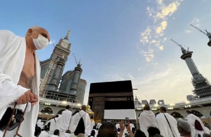 للمعتمرين من خارج المملكة… وزارة الحج السعودية تطلق خدمة نوعيّة جديدة