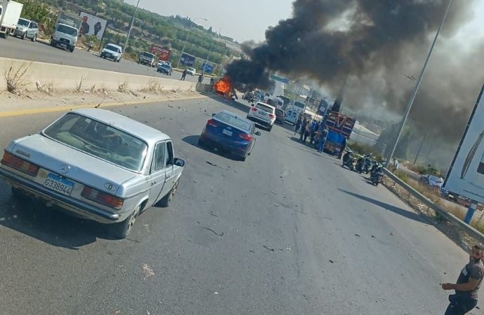 شهيد في السيارة المستهدفة على طريق صيدا – صور