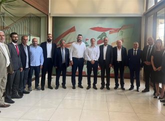 رئيس الكتائب يستقبل المجالس البلدية لترشيش وكفرعبيدا