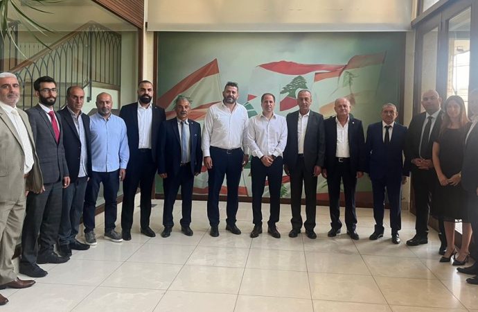 رئيس الكتائب يستقبل المجالس البلدية لترشيش وكفرعبيدا