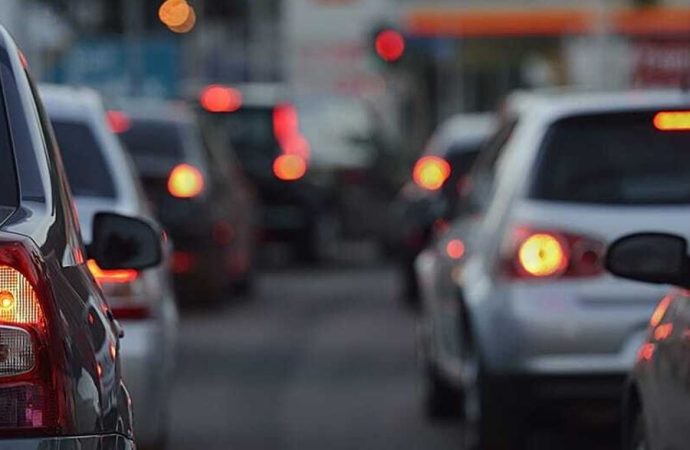 حركة المرور كثيفة على هذه الطرقات