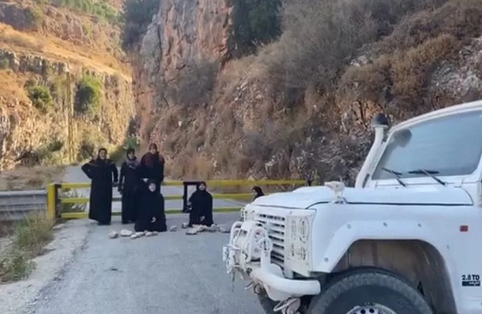 نساء يمنعن “اليونيفيل” من دخول بلدة الدلافة!