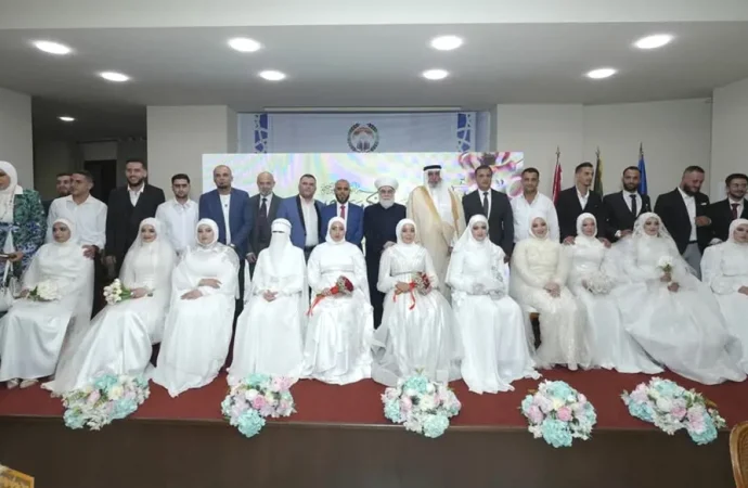 عرس جماعي في الضنية شمالي لبنان لـ24 زوجاً وزوجة