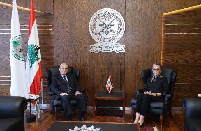 وزير الدفاع بحث مع صليبا في الأوضاع العامة والقضايا الوطنية