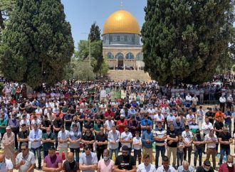 مستعمرون إقتحموا المسجد الأقصى