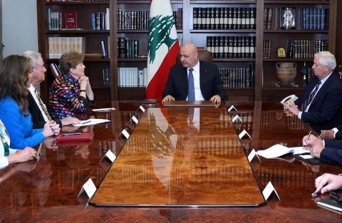 عون شكر أميركا على دعم الجيش: سنعالج الملفات العالقة!