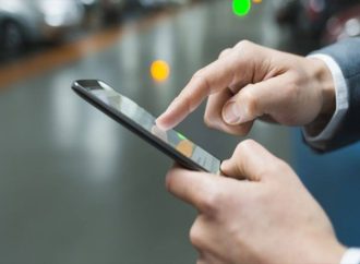 للبنانيين.. احذروا صفحات الموساد!