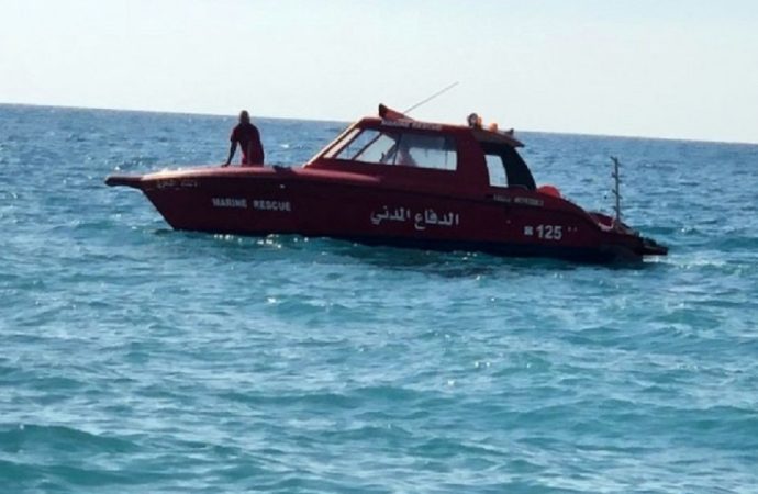 إنتشال جثة شخص قضى غرقًا قبالة “الزيتونة باي”