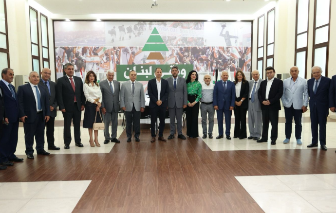 الجميل التقى وفد الرابطة المارونية: المصارحة والمصالحة ومد اليد ضمانة لبنان التعددي