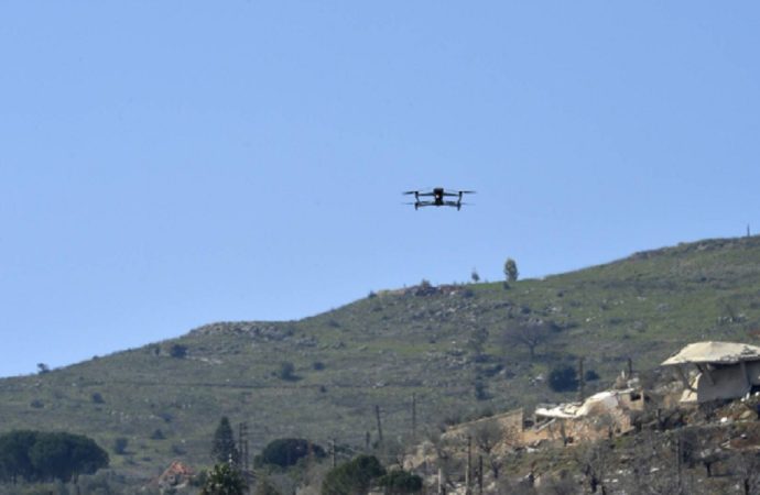 مسيّرة ألقت قنبلة صوتية على الضهيرة