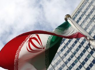إيران تحذر الولايات المتحدة وإسرائيل