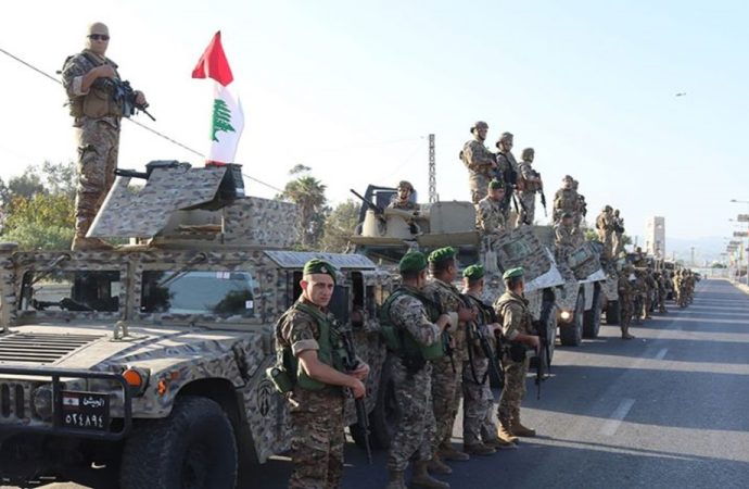 الجيش: تفجير ذخائر غير منفجرة في منطقة الناعمة