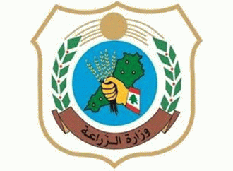 “الزراعة” تستكمل حملة رشّ أشجار الصنوبر