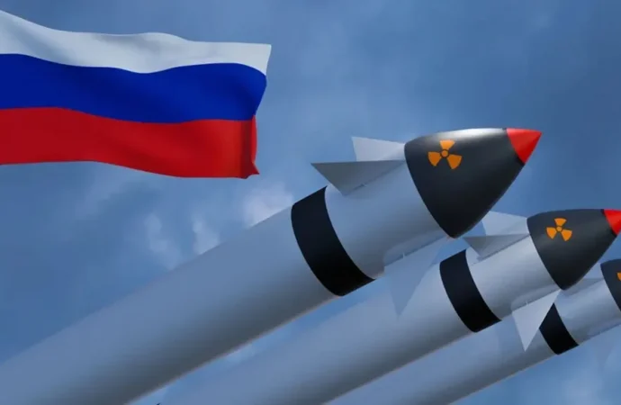 ميدفيديف يحمّل الناتو مسؤولية تخلّي موسكو عن قيود نشر الصواريخ النووية… ويهدّد الغرب