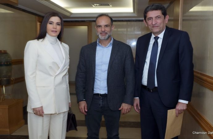 صيانة وترميم الطرق بقضاء بشري بمبادرة من النائب جعجع