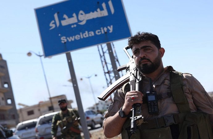 دخول قافلة مساعدات إنسانية جديدة إلى السويداء