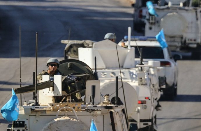 اليونيفيل: لاحترام الخط الأزرق ووقف الأعمال العدائية بشكل كامل