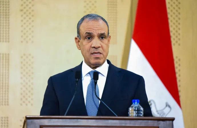 مصر: وصف تهجير الفلسطينيين بالطوعي “هراء”