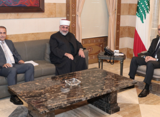 وزير الداخلية بحث مع الخير في قضايا إنمائية وخدماتية واستقبل رئيس الطائفة العلوية ومحافظ بيروت وفاعليات