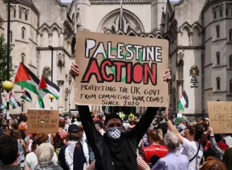 الشرطة البريطانية تحتجز العشرات في احتجاج لحركة فلسطين أكشن المحظورة