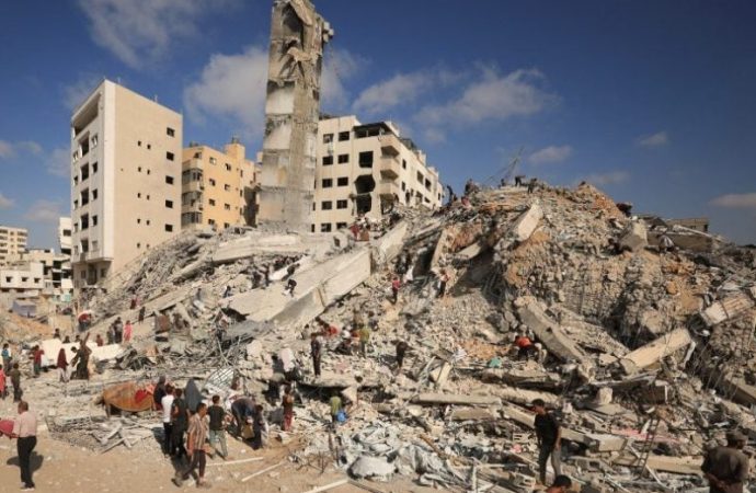 اليونيسيف تحذر من تفاقم المجاعة بغزة.. وأطفال القطاع يموتون جوعاً!