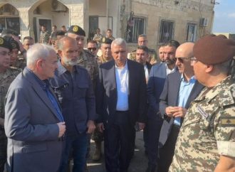 جولة حدودية لوفد وزاري وأمني على المعابر الشمالية
