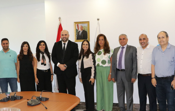 نقابة الممرضات شكرت وزير الصحة على إقرار مرسومي تنظيم المهنة