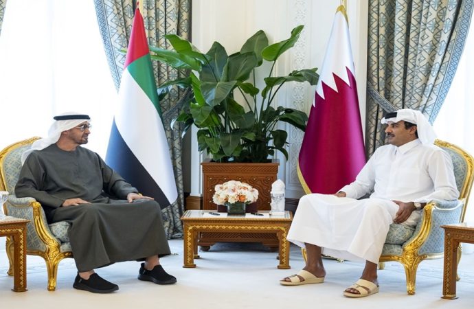 بن زايد: الاعتداء الإسرائيلي يقوض أمن المنطقة