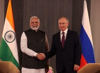بوتين يصف مودي بـ”صديقه العزيز” ويشيد بتطور العلاقات الروسية الهندية