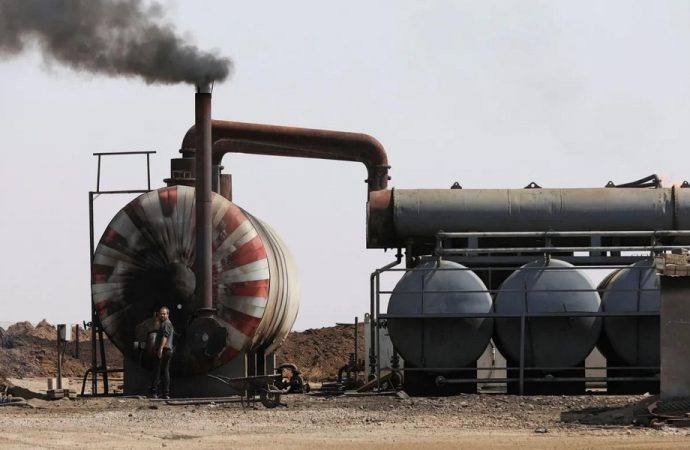 سوريا تُصدّر أوّل شحنة نفط خام منذ 14 عامًا