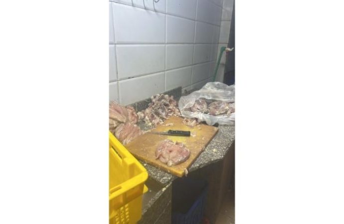 لحوم سليمة في النهار… وفاسدة في الليل