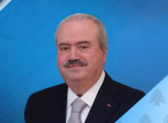 جابر وقع مرسوم المنحة المالية للعسكريين في الخدمة والمتقاعدين وشهداء الجيش عن شهر آب