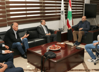 وزير الصحة: التجهيزات ستوزع على جميع المستشفيات الحكومية