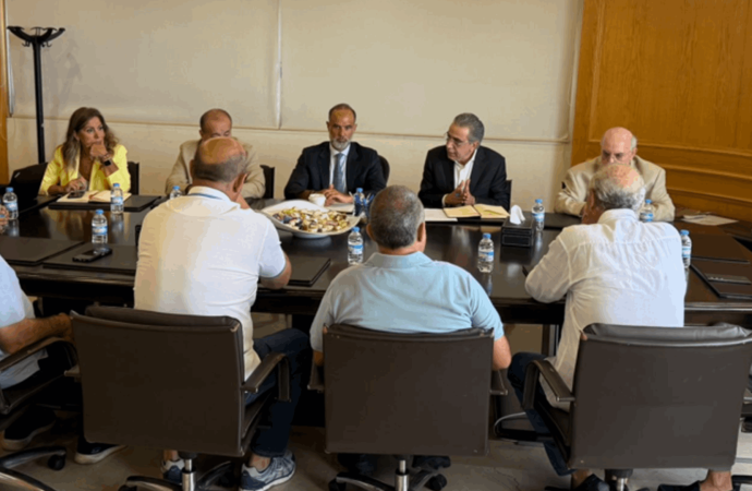 وزارة الأشغال تطلق خطة شاملة لتأهيل شبكات تصريف مياه الأمطار