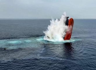 الحوثيون استهدفوا سفينة على صلة بإسرائيل