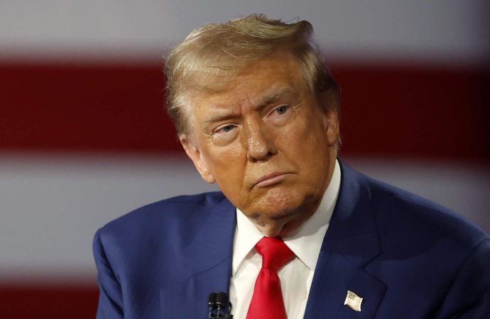 ترامب خفض الرسوم الجمركية على السيارات اليابانية إلى 15%