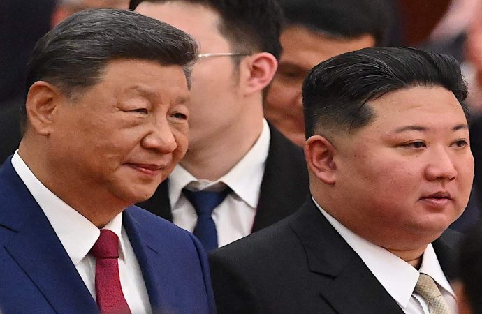 شي جينبينغ سيجري محادثات مع الزعيم الكوري الشمالي