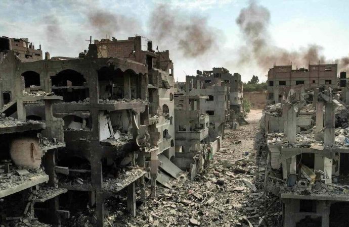 نائبة رئيسة المفوضية الأوروبية نددت بـ”إبادة” في غزة وانتقدت عجز أوروبا