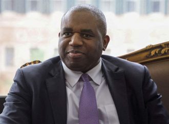 وزير الخارجية: بريطانيا لم تخلص إلى أن ما تقوم به إسرائيل في غزة إبادة جماعية