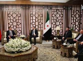 الإدارة السورية تستقبل وفدا روسيا برئاسة نائب رئيس الوزراء نوفاك