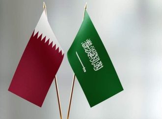 ولي العهد السعودي يدين في اتصال مع أمير قطر الهجوم الإسرائيلي “الإجرامي”